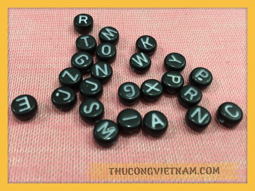 Chữ nhựa tròn đen nét trắng